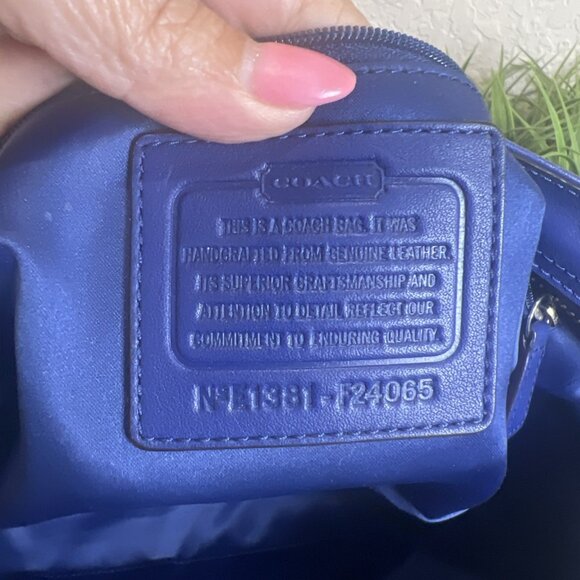 Coach COLORBLOCK CARRIE (F24065) Color Block Shoulder Tote Purse Handbag - Picture 13 of 16